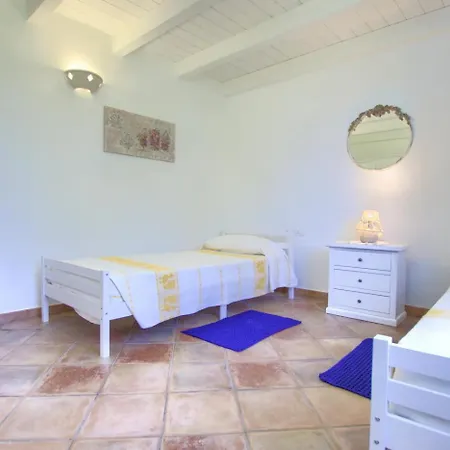 Levante - 300m From The